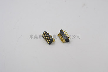 2.0mm 5PIN 刀片xk星空体育
连接器